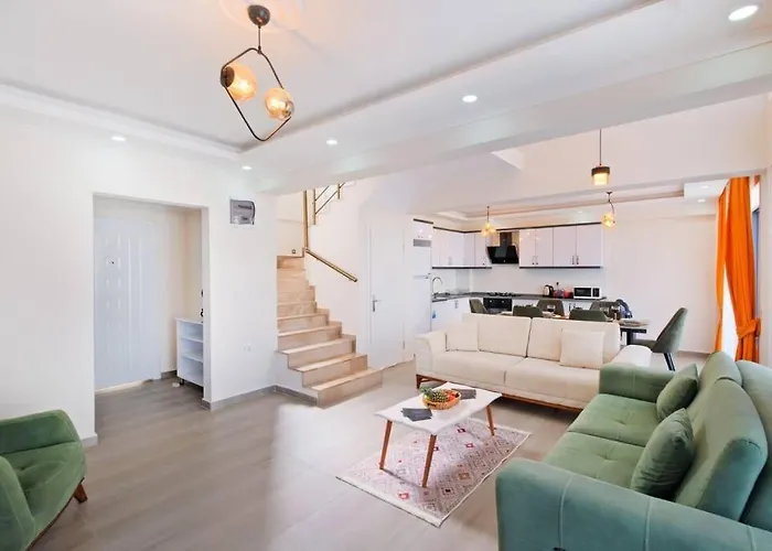 فيلة Simge 3+1 Oeluedeniz *